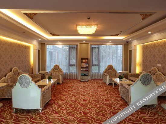 Лицзян: Silver Lake Island Hotel At Lugu Lake, Yunnan