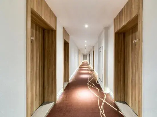 Цзясинь: HanTing Hotel (Jiaxing Nanhu New Culture Plaza)