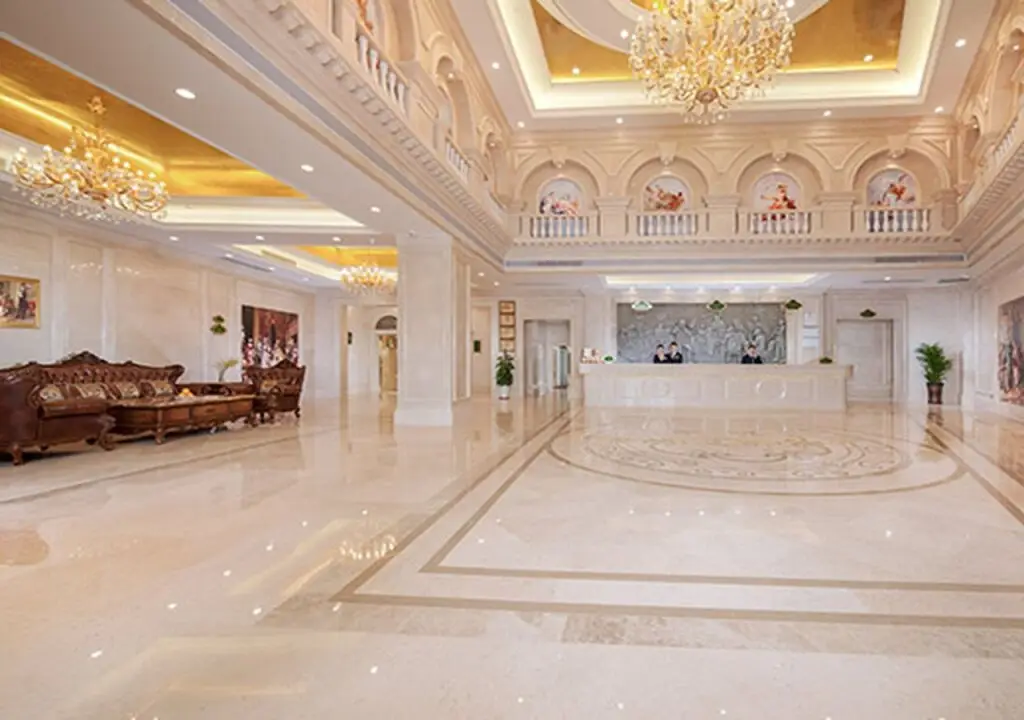 Шэньчжэнь: Venus International Shajing Heyi