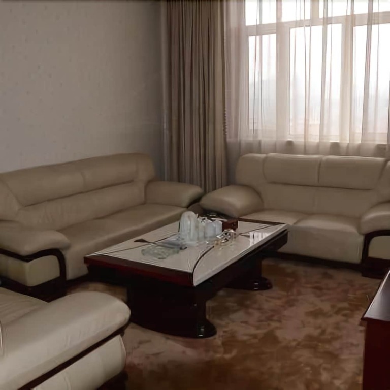 Longxiang Hotel — фото 1
