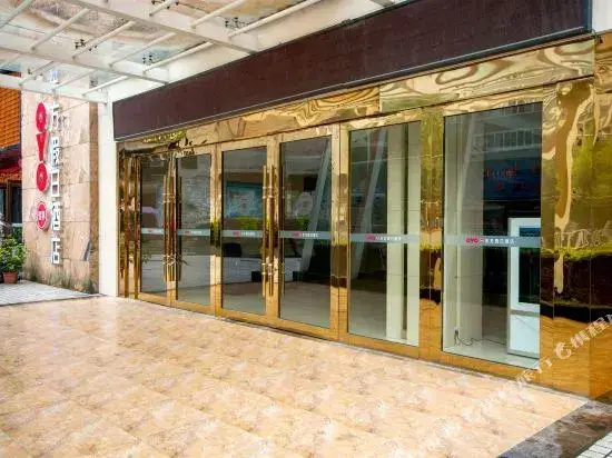 Личуань: Jichu Hotel (Railway Station Store of Lichuan Passenger Station)