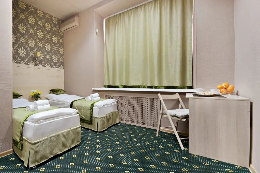 Москва: Apelsin Hotel on Vystavochnaya