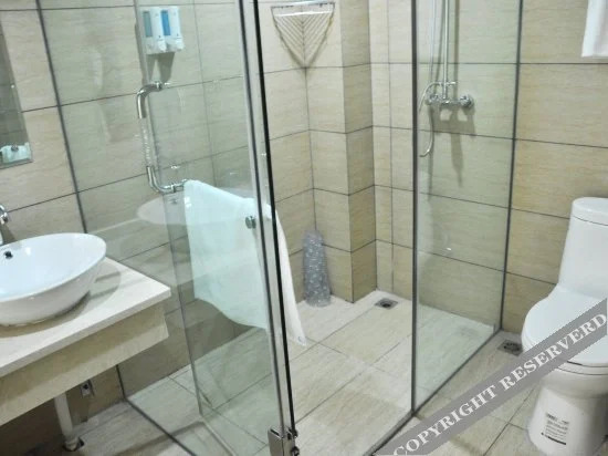 Панжихуа: Yuecheng Business Motel