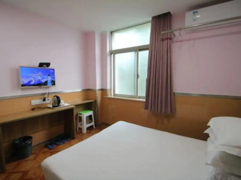 Шанхай: Keke Hotel