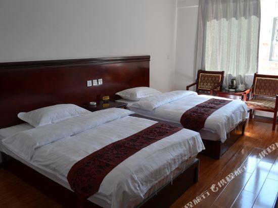 Дали: Xining Express Hotel
