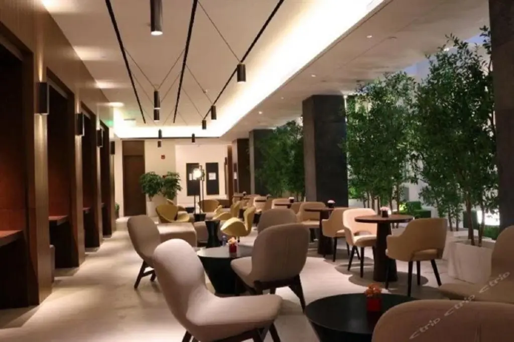 Шанхай: Home Inn Plus-Shanghai Pudong Xinjinqiao Road