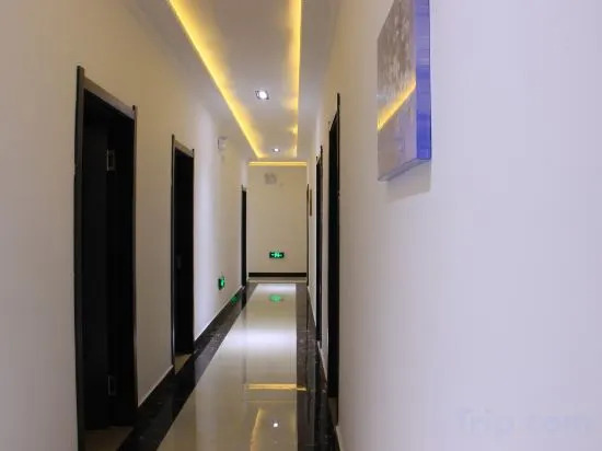 Далянь: Lianyue Xiandao Holiday Hotel