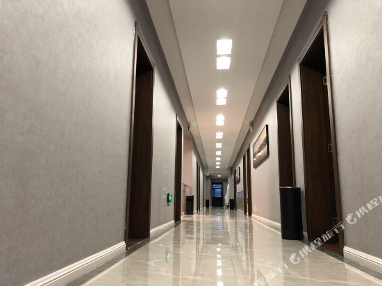 Tongtai Business Hotel (Zhangjiakou Huailai Railway Station) — фото 1