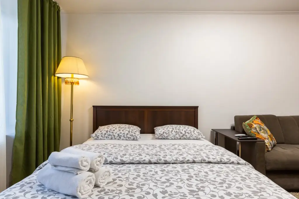 Москва: Barrikadnaya Vspolinii Pereulok 10 Apartment
