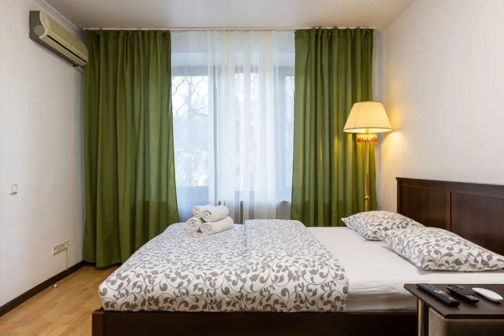 Москва: Barrikadnaya Vspolinii Pereulok 10 Apartment
