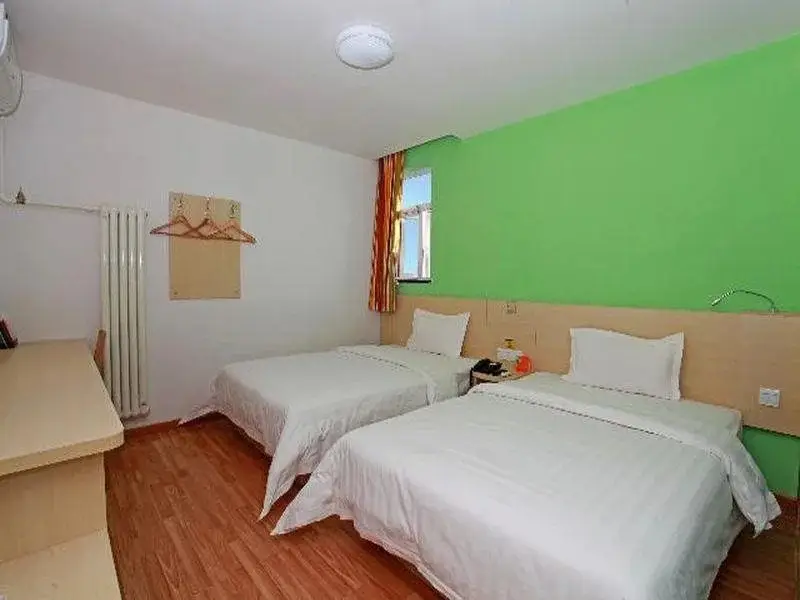 Пекин: 7 Days Inn