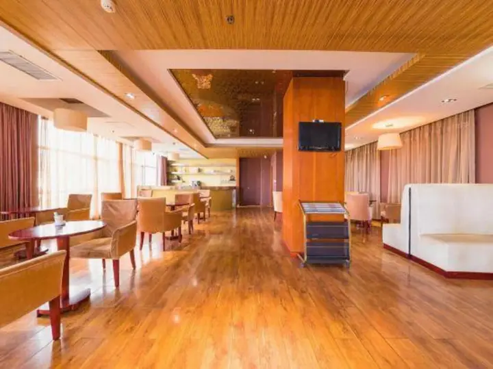 Таншань: Han Yue Hotel