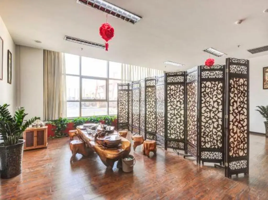 Таншань: Han Yue Hotel