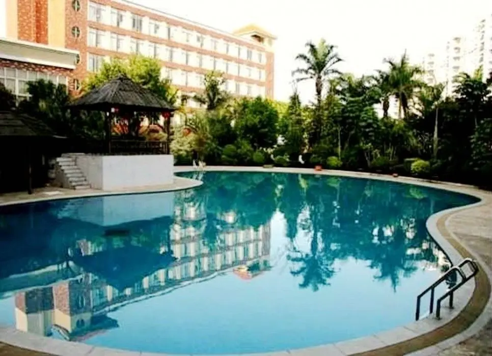 Дунгуань: Hotel De Supreme