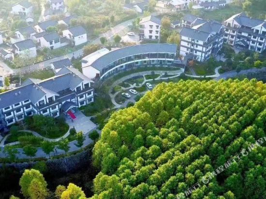 Shitang Renjia Country Hotel — фото 1
