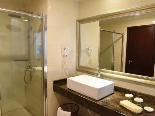 Шэньчжэнь: GreenTree Inn Guangdong Shenzhen Baoan District Shajinshiming Square B