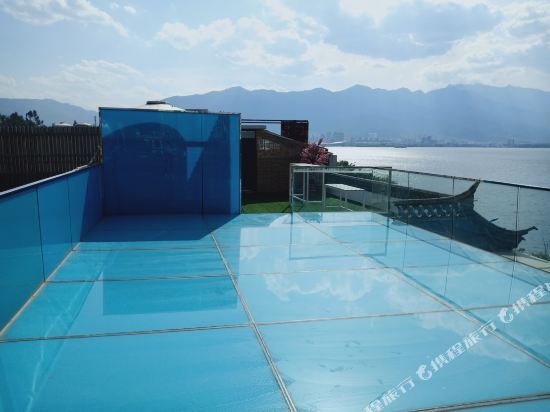 Дали: Canghai Yisu Seaview Inn