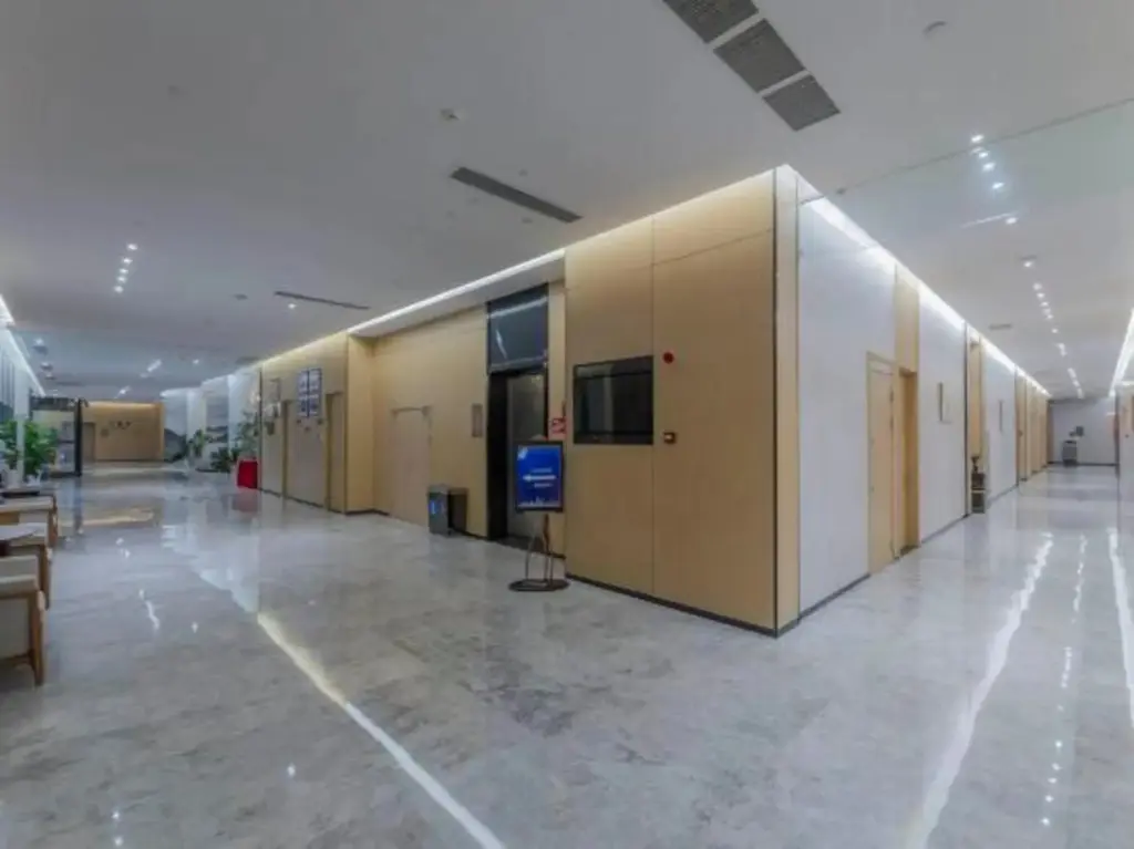 Нинбо: Ningbo Sports Hotel (Beilun Yintai Branch)