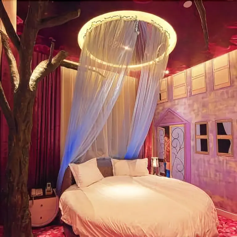 Наньчан: Aichao Movie Theme Hotel