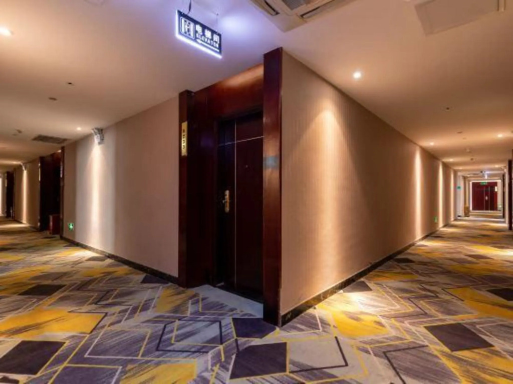 Шэньчжэнь: Sheng yue Hotel (Shenzhen Bao'an Xixiang Subway Station)