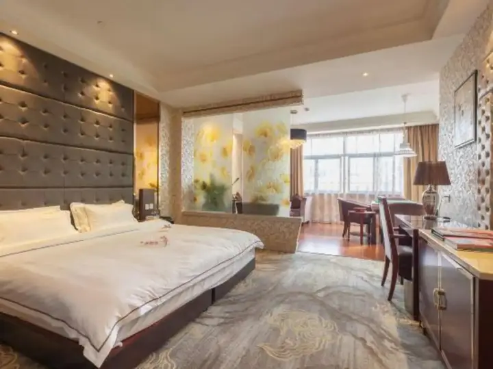 Тайчжоу: Taizhou Peace International Hotel