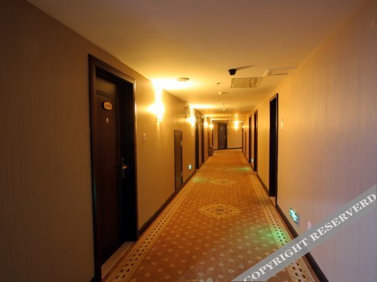 Xiangtian Hotel — фото 1