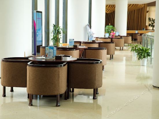 Yuhai Bay Sea View Vacation Hotel — фото 1