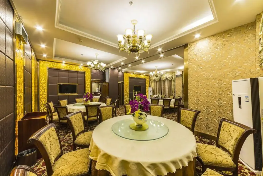 Цзючжайгоу: Minjiang Haoting International Hotel(Huanglongjiuzhai High-speed Railway Station Branch)