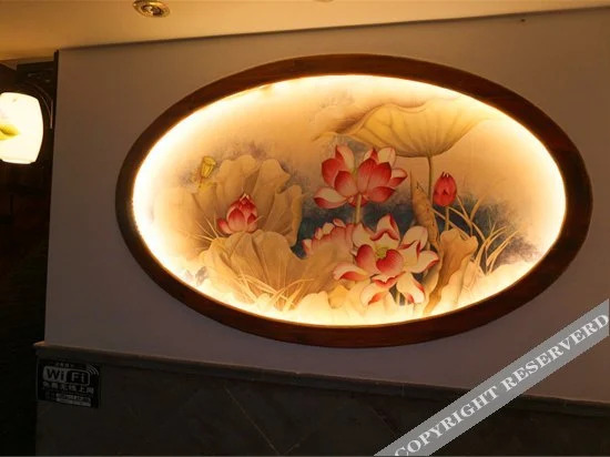 Шанхай: Big Fish& Chinese Flowering Crabapple
