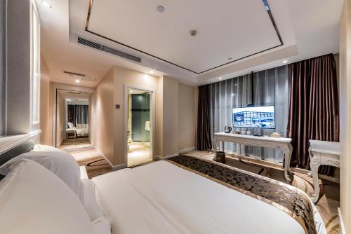 stimuli Hotel (Chengdu Chunxi) — фото 1