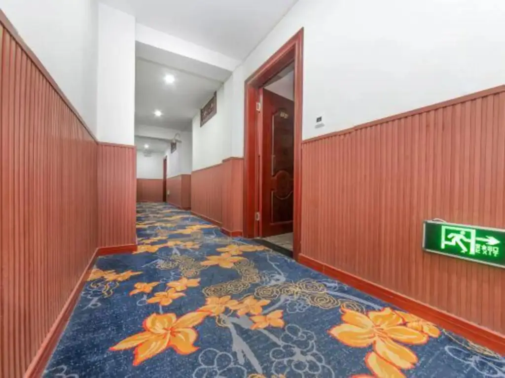 Чунцин: Chongqing Zhijia Hotel (Jiangbei International Airport Nanhua Middle School)