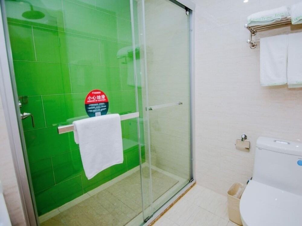 Наньтун: GreenTree Inn Nantong Tongzhou Zhangzhishan Town Deli Square Express Hotel