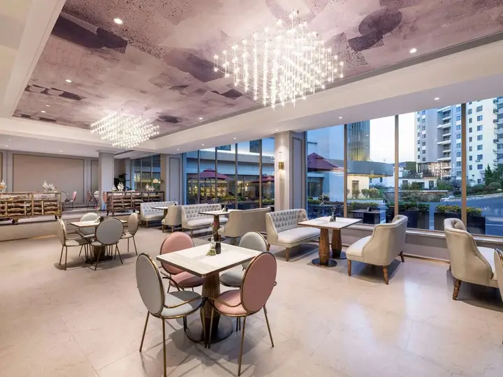 Циндао: Hanting Hotel Qingdao Train Station West Square