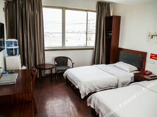Уси: Huatian Hotel