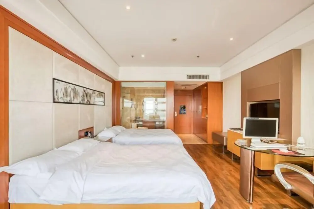 Xuancheng: Peninsula Hotel (Xuancheng Xinglong International Plaza)
