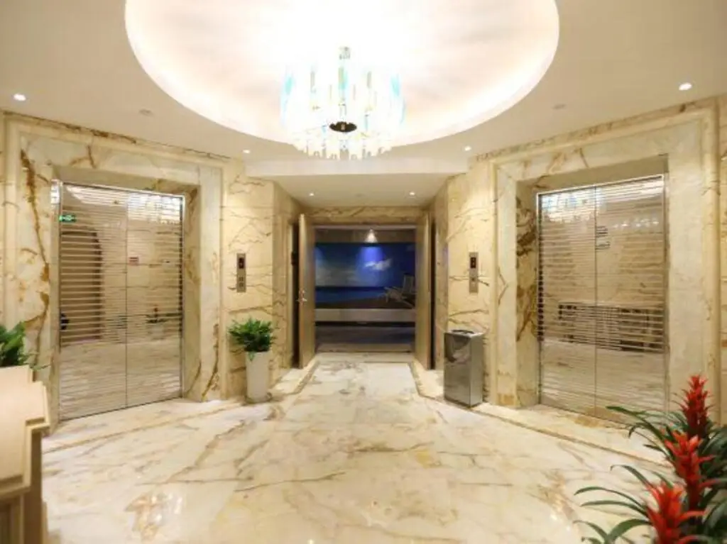 Ханчжоу: Jinchen Hotel (Hangzhou Huanglong Sports Center)