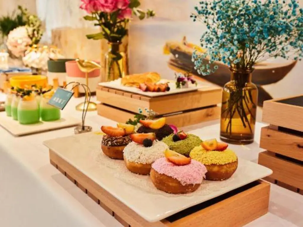 Ханчжоу: Jinchen Hotel (Hangzhou Huanglong Sports Center)