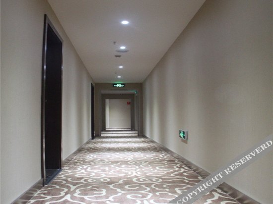 Куньмин: Yunlai Hotel