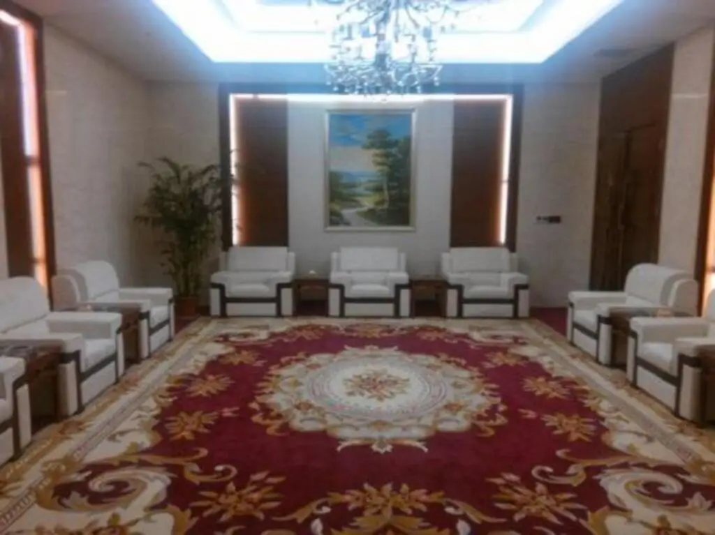 Чжэнчжоу: Jinding Macau International Hotel