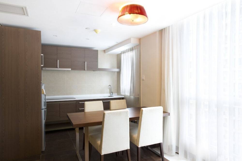 Гонконг: Largos Residences