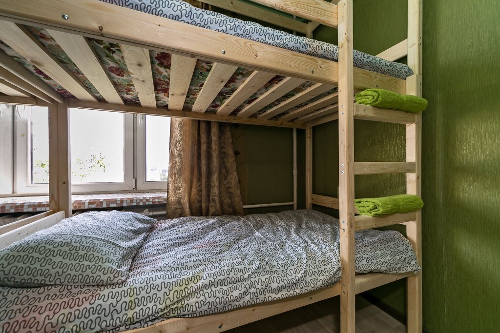 Москва: Crazy Monkey Hostel next to the Moscow Zoo