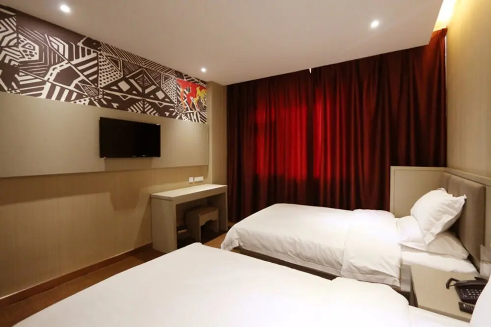 Ичэнь: Xinhua Boutique Hotel