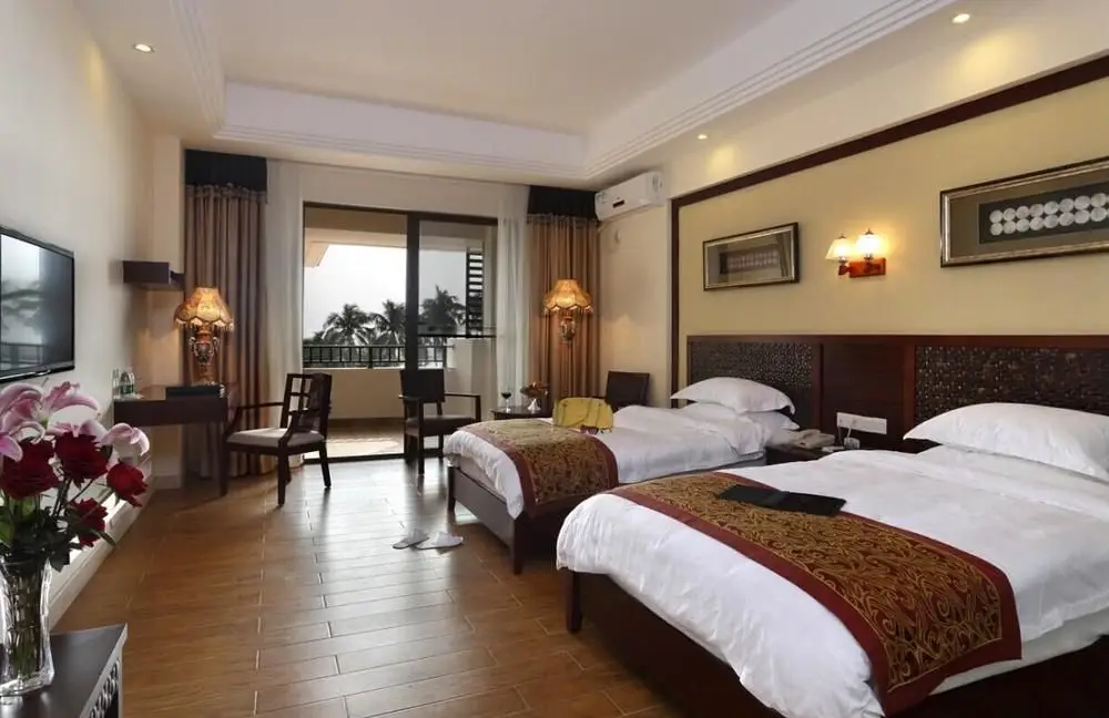 Вэнчен: Coconut Grove Herton Sea View Hotel