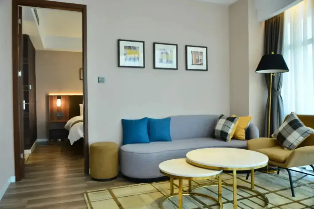 Ляньюньган: Homeinn Plus Hotel (Donghai Pedestrian Street Railway Station)