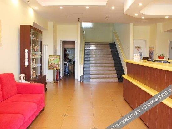 Вэйхай: Home Inn (Rongcheng Shidao Yong'an Road Chishan Scenic Area)