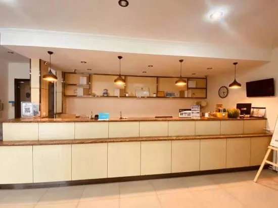 Пекин: Homeinn Ease Hotel (Beijing Capital Gymnasium Baishiqiao South Subway Station)