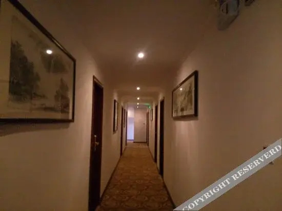 Чанша: Changsha Yabin Business Hotel (Provincial Government Mingde Middle School Branch)