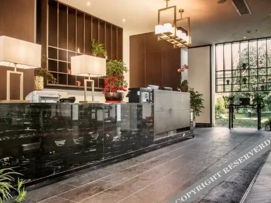 Уси: Renwen Yuexi Hotel