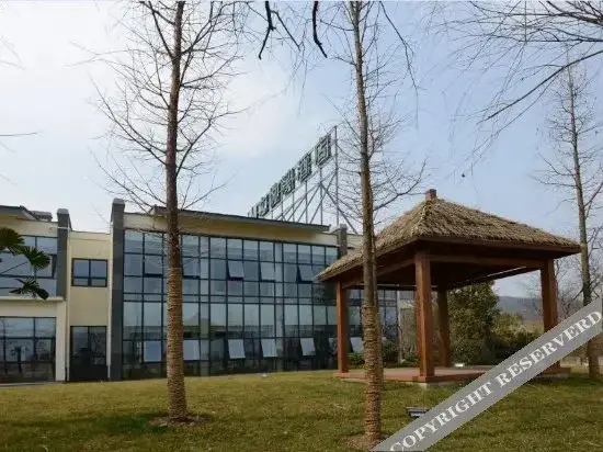 Уси: Renwen Yuexi Hotel