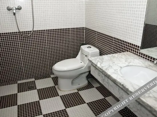 Наньпин: Rongcheng Express Hotel